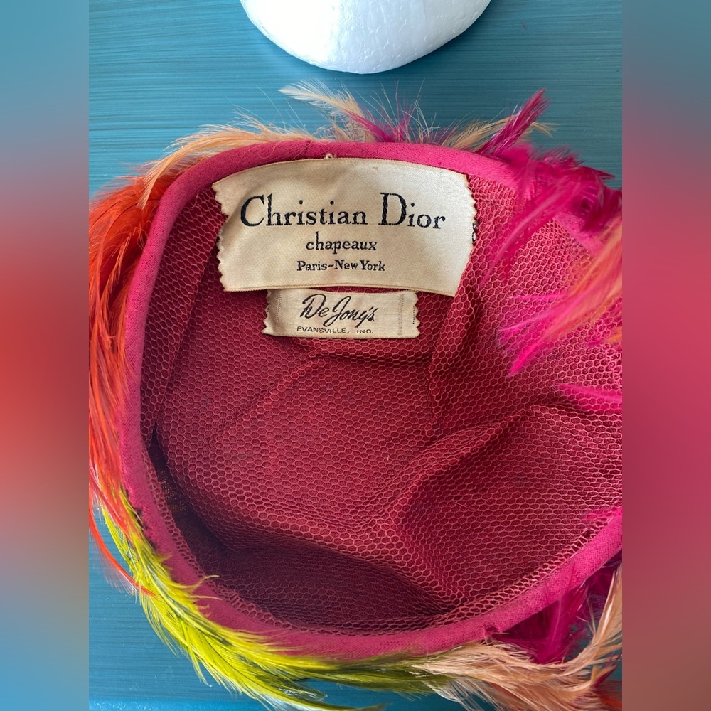 Vintage Haute Couture Christian Dior Feather Chapeaux Hat Headwear Colorful - Picture 4 of 6